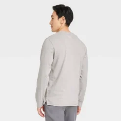 Men's Standard Fit Crewneck Long Sleeve T-Shirt - Goodfellow & Co™